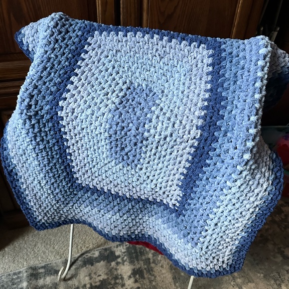 **SALE Baby blanket and hat set crochet - Picture 5 of 6